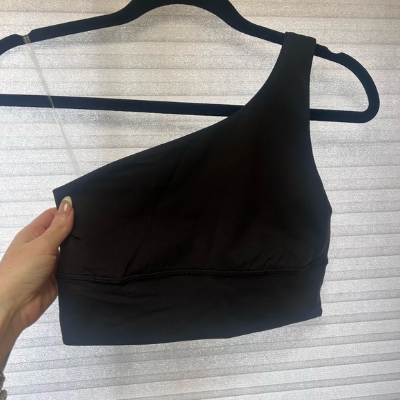 Lulu Lemon Align asymmetrical bra. - Picture 5 of 5